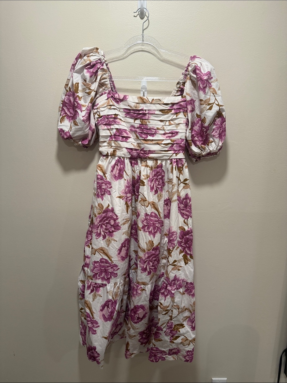 Floral Puff-Sleeve Midi Dress in Cream and Pink
